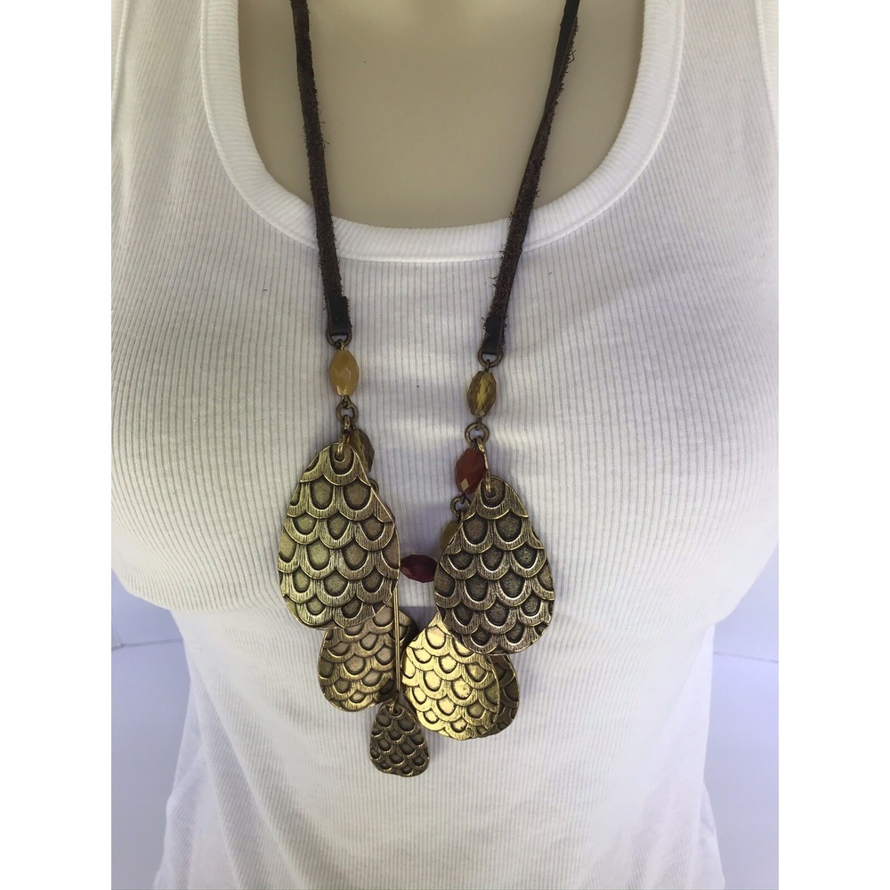 Necklace Brass Tone Chunky heavy Statement Fashion scalloped design‎ unique